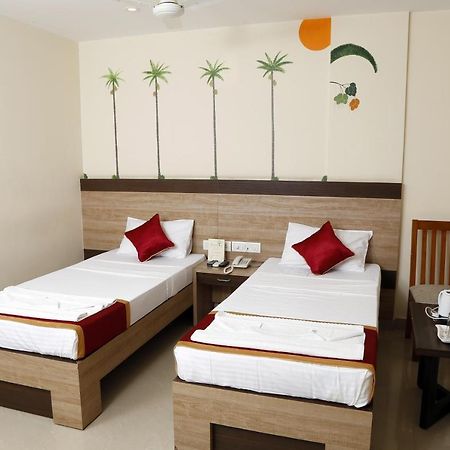 Hotel Green Trees Bangalore Luaran gambar