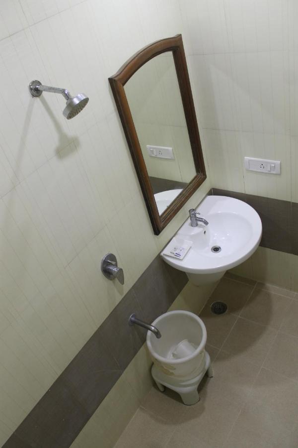 Hotel Green Trees Bangalore Luaran gambar