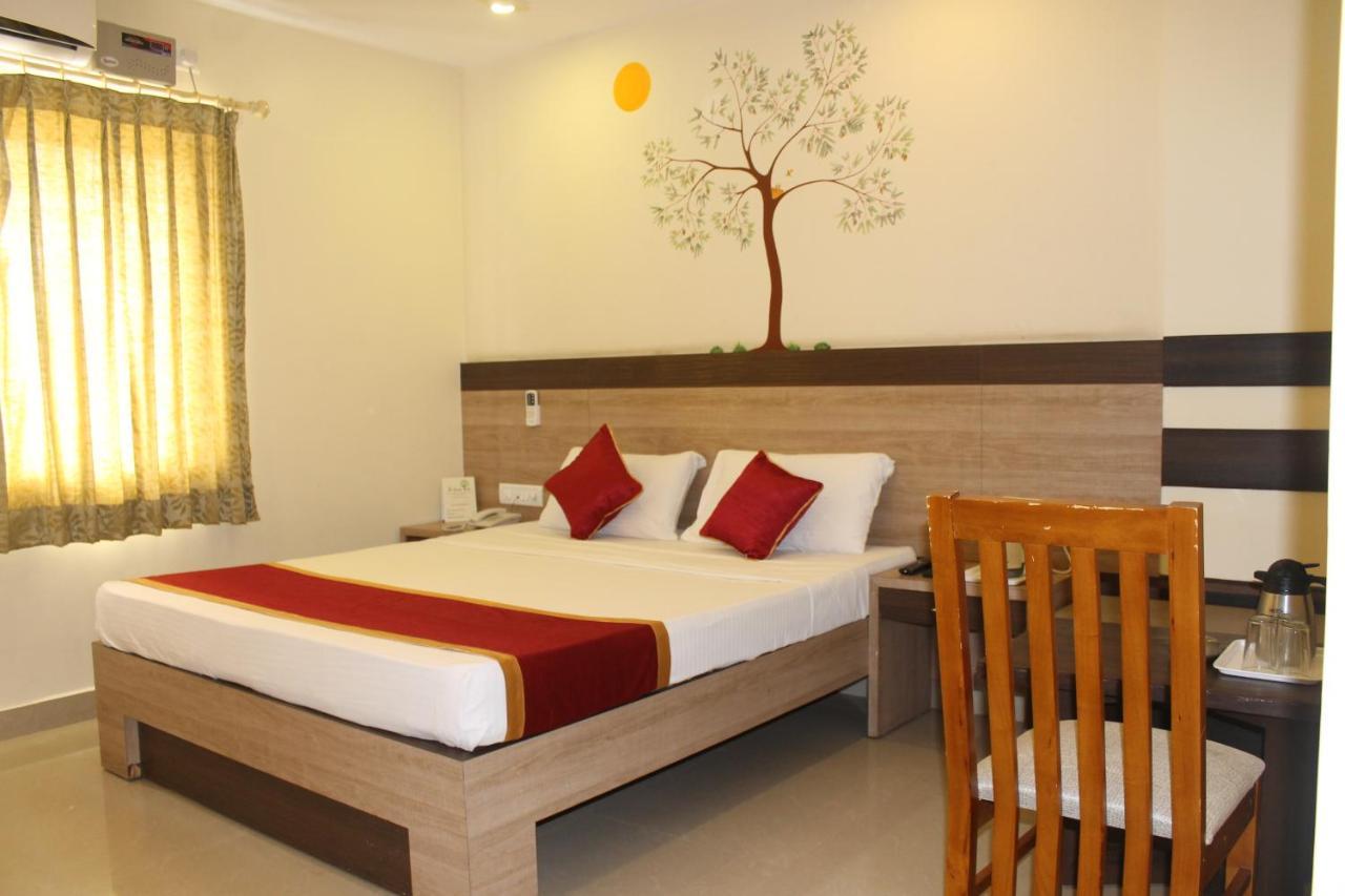 Hotel Green Trees Bangalore Luaran gambar